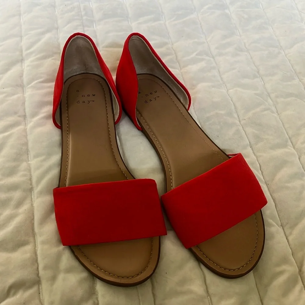 A New Day red sandal - Picture 1 of 5
